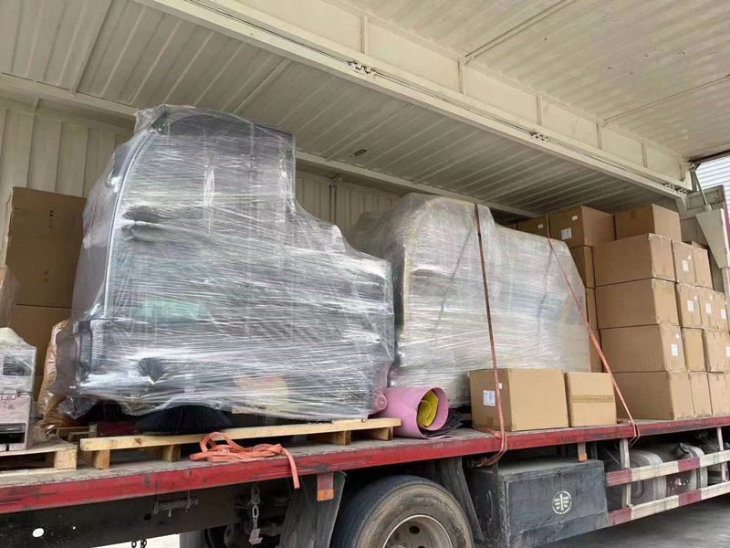 駕駛式電動掃地車怎么樣 駕駛式電動掃地車怎么樣