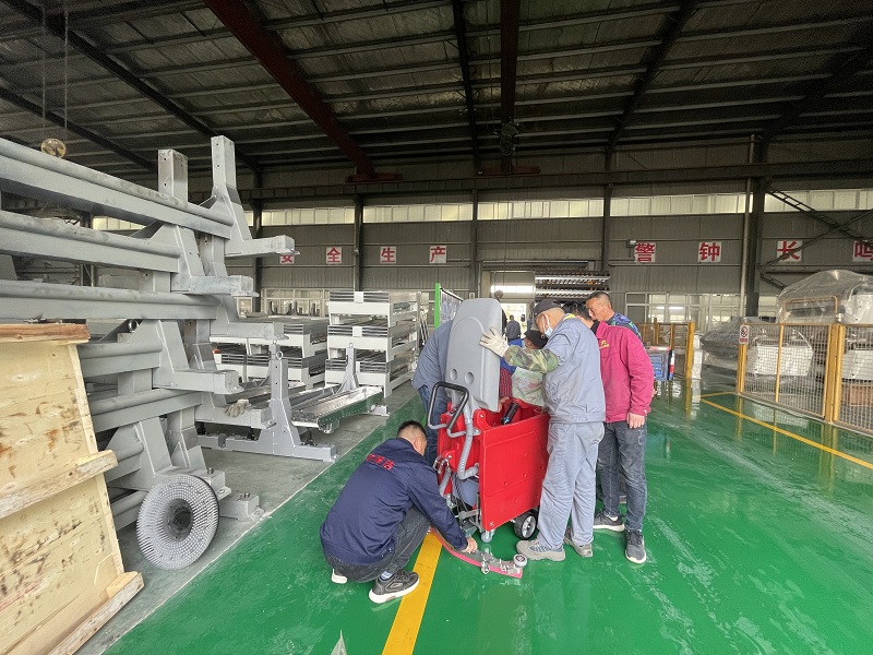 手推式洗地機為什么推不動 手推式洗地機為什么推不動