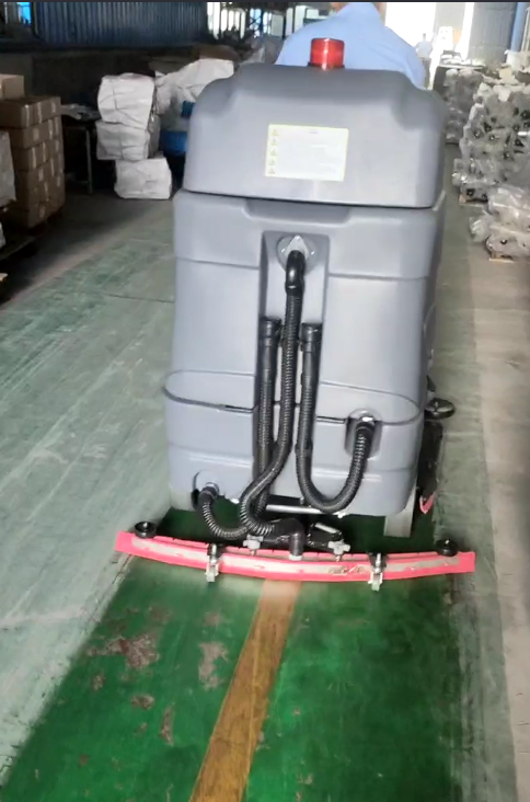 冬季不使用洗地機(jī)時(shí)該如何存放 冬季不使用洗地機(jī)時(shí)該如何存放